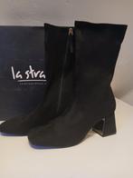 Half hoge laarzen maat 42 La Strada Nieuw!, Kleding | Dames, Ophalen, Hoge laarzen, Zwart, Nieuw