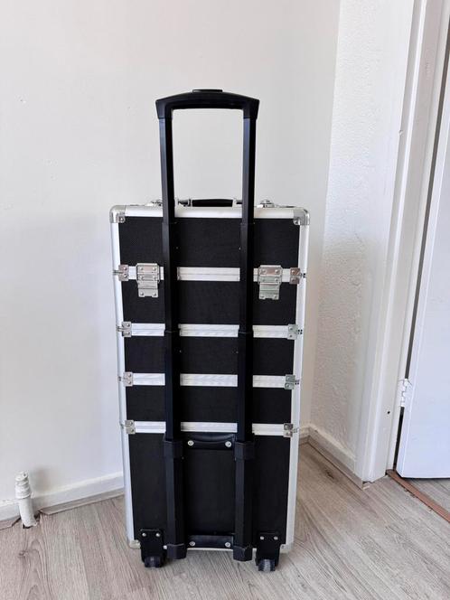 Zwarte 4 lagen prefessionele Make-up koffer, Sieraden, Tassen en Uiterlijk, Koffers, Ophalen of Verzenden