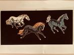 Vintage wanddoek paarden in galop. Applicatie borduurwerk, Ophalen