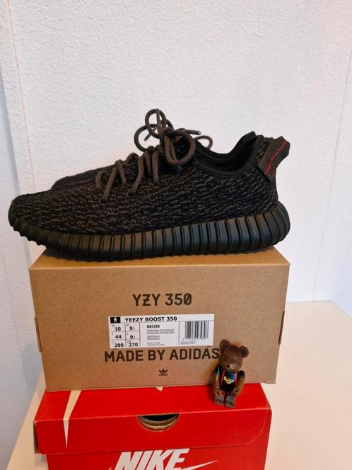Adidas Yeezy pirat black US10 EU44, Kleding | Heren, Schoenen, Zo goed als nieuw, Zwart, Ophalen of Verzenden