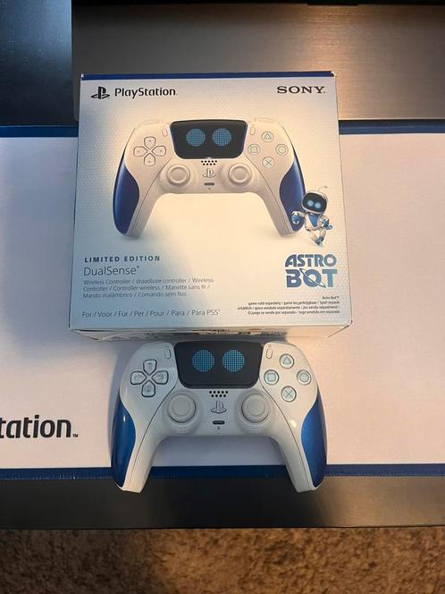 Astrobot limited edition controller, Spelcomputers en Games, Spelcomputers | Sony PlayStation Consoles | Accessoires, Zo goed als nieuw