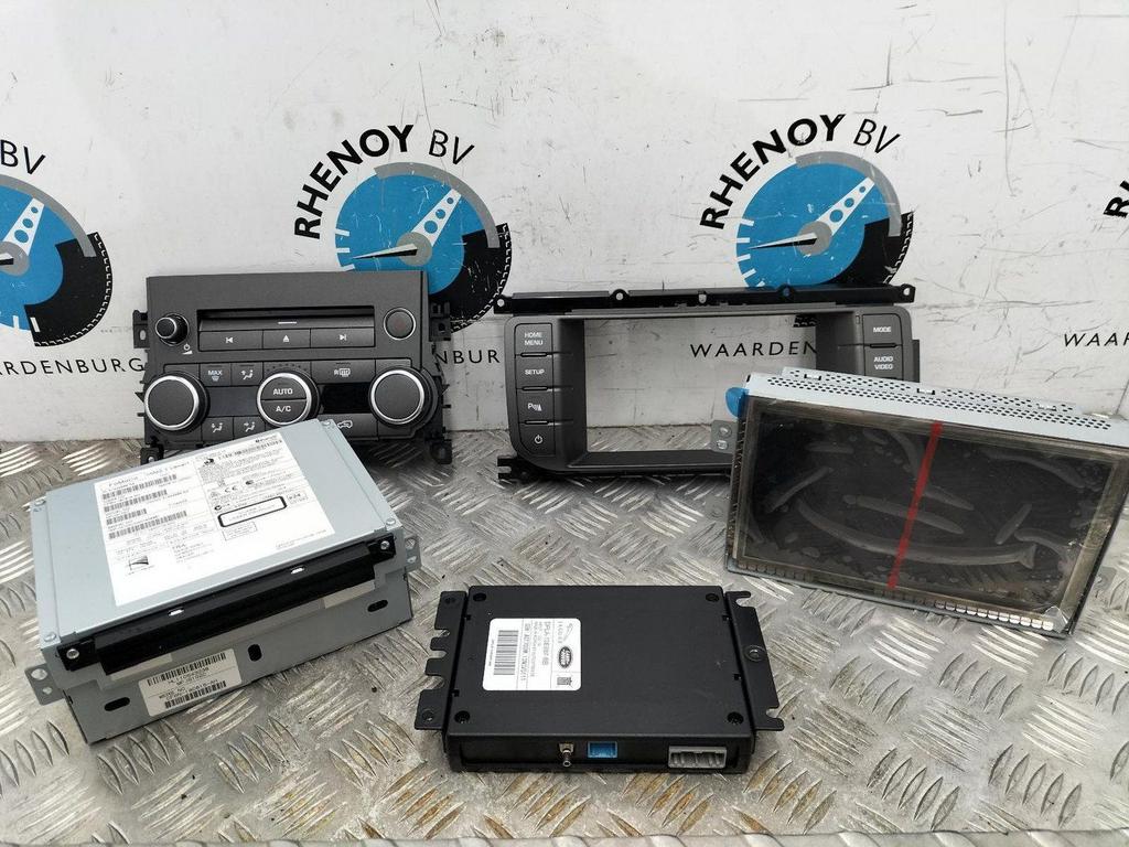 LANDROVER RANGE ROVER EVOQUE NAVIGATIE 2014, Ophalen of Verzenden, Gebruikt, Stiba lid