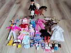 Barbie Fleur 1987, Paard, 12 outfits, schoenen, laarzen etc, Ophalen of Verzenden, Zo goed als nieuw, Accessoires