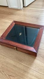 Vintage display box, Engels, Ophalen