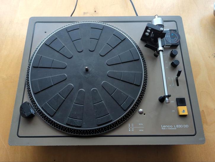 Lenco L830 DD & L833 DD Platenspelers, Audio, Tv en Foto, Platenspelers, Overige merken, Ophalen of Verzenden