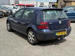 Volkswagen Golf 1.6-16V Trendline INRUILKOOPJE LOOPT ONREGEL, Voorwielaandrijving, 4 cilinders, Blauw, Handgeschakeld