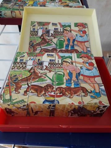 3 oude blokken puzzels beschikbaar voor biedingen