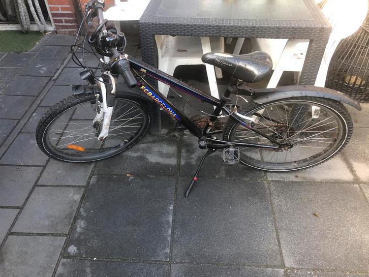 Mountainbike 24inch opknapper, Fietsen en Brommers, Fietsen | Jongens, Zo goed als nieuw, 24 inch, Handrem, Versnellingen, Ophalen