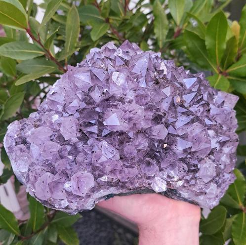 Amethist kristallenbol ruim 5kg! Edelsteen verzameling, Verzamelen, Mineralen en Fossielen, Mineraal, Ophalen of Verzenden