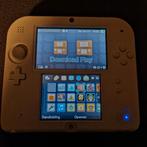 Nintendo 2DS - Compleet met hoes en oplader, Spelcomputers en Games, Spelcomputers | Nintendo 2DS en 3DS, Met games, Gebruikt