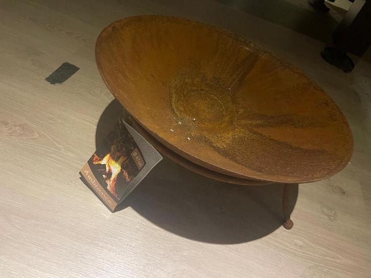 Metalen vuurschaal Ø47cm op standaard - kleur roest / nieuw!, Tuin en Terras, Vuurschalen, Nieuw, Ophalen