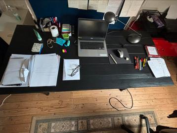 Zwart Bureau