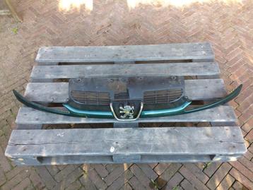 Grille Peugeot 206 KSJ Groen beschikbaar voor biedingen