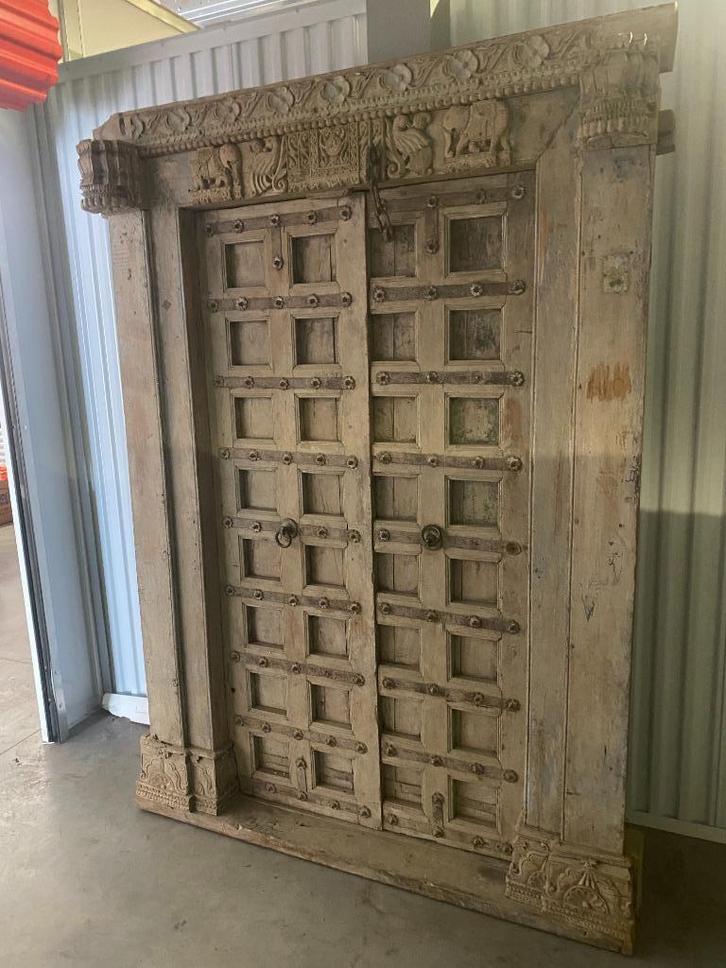 EYE-CATCHER: Antieke Sfeervol Massief Houte Indiase Poort, Antiek en Kunst, Antiek | Meubels | Kasten, Ophalen