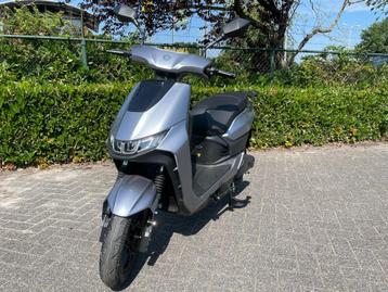 Yadea T9L 45km ELECTRISCH NIEUW AKTIE BETAAL met in3 beschikbaar voor biedingen