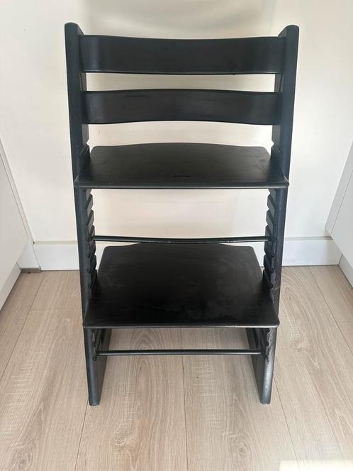 Stokke Tripp Trapp – zwart geverfd, Kinderen en Baby's, Kinderstoelen, Zo goed als nieuw, Meegroeistoel, Ophalen
