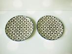 2 zwart-witte Buana bordjes (Xenos) van 15 cm, samen 5 euro, Ophalen of Verzenden, Zo goed als nieuw, Overige stijlen, Bord(en)