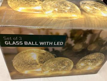 Glazen Ballen met LED - Set van 3 beschikbaar voor biedingen