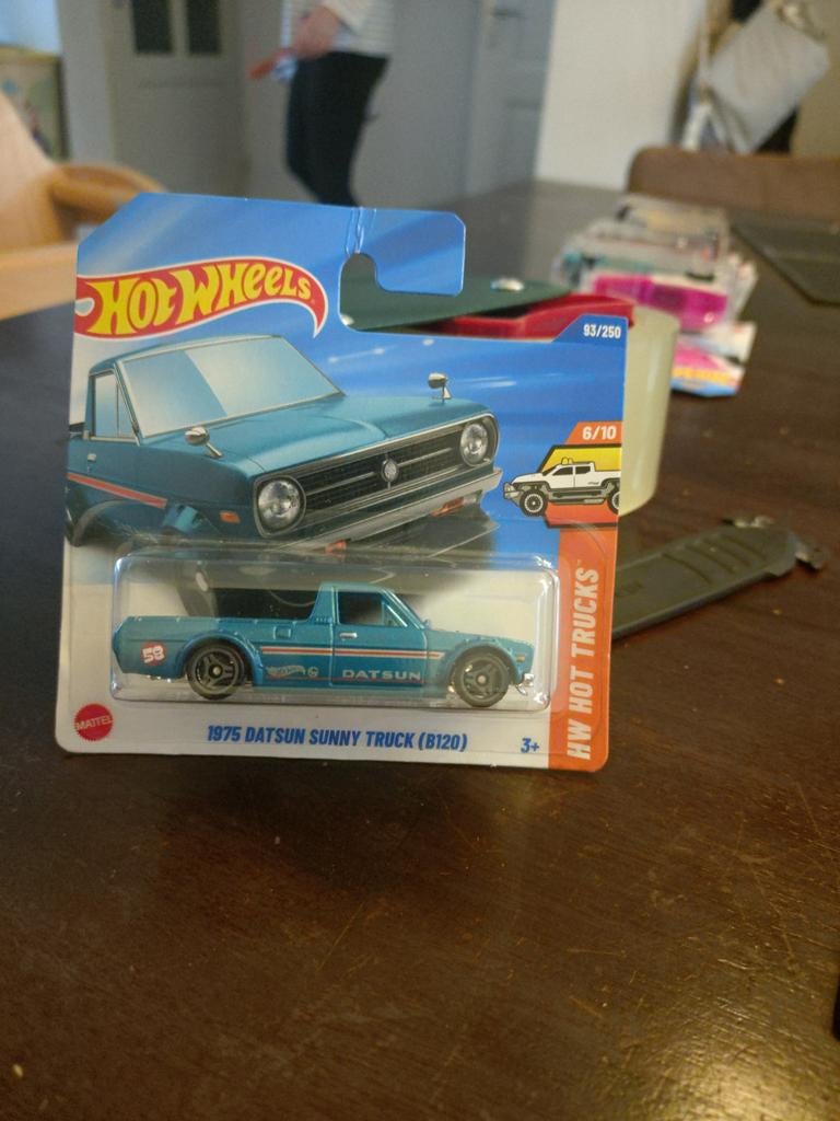 Hot Wheels 1975 Datsun Sunny Truck, Ophalen of Verzenden