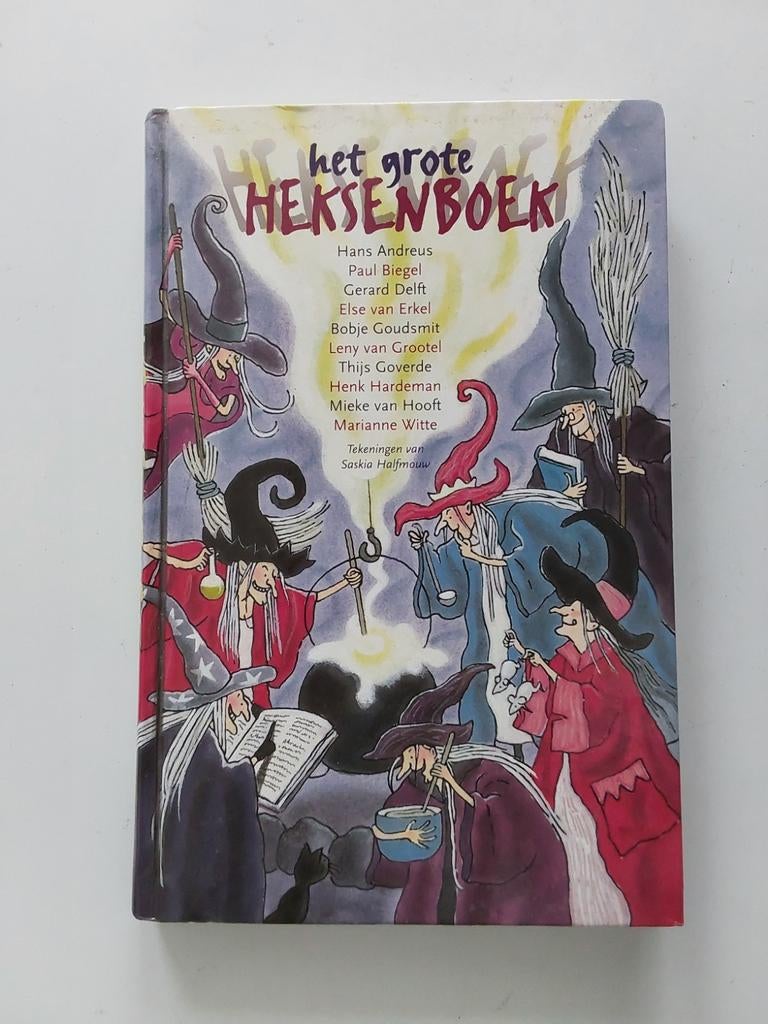 Het Grote Heksen🧙🏻‍♀️boek, Ophalen of Verzenden, Gelezen, Diverse auteurs