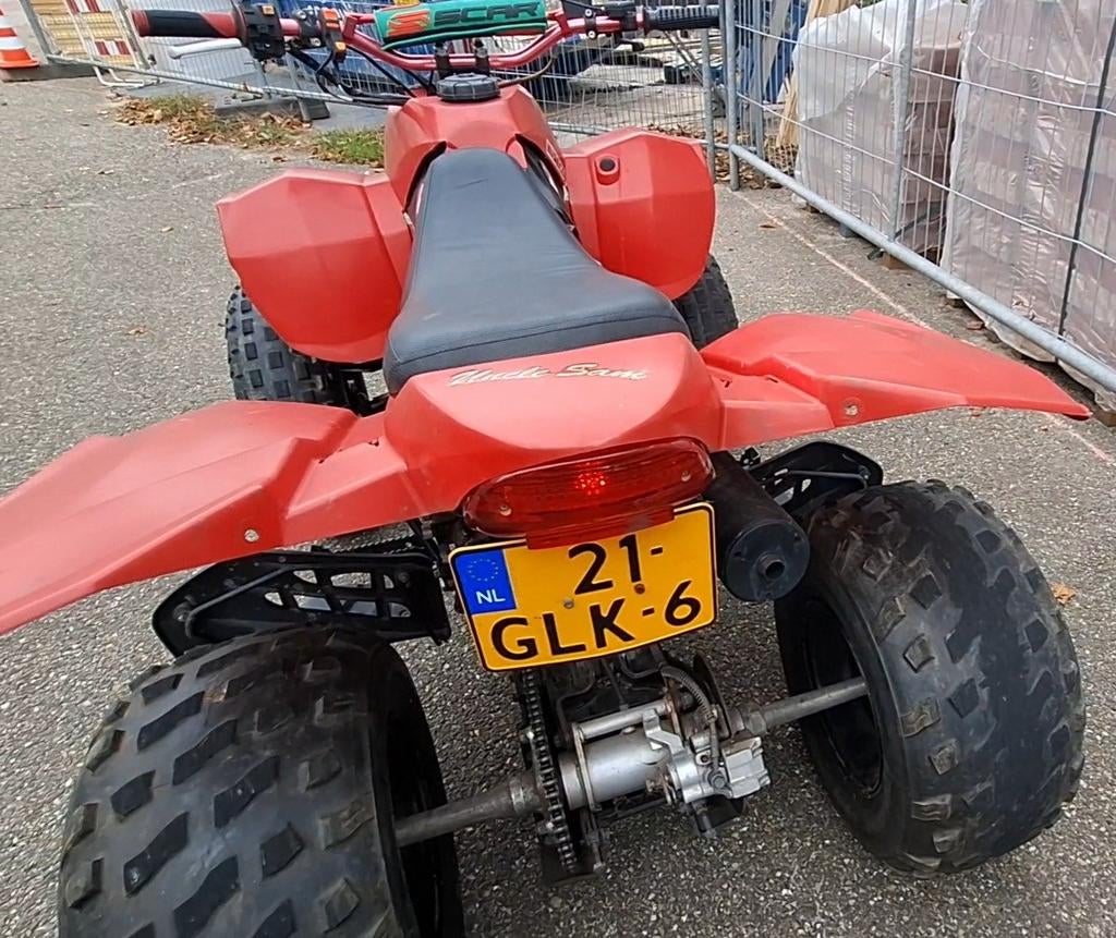 Topconditie Hisun 250cc Quad met kenteken, Ophalen, Zo goed als nieuw