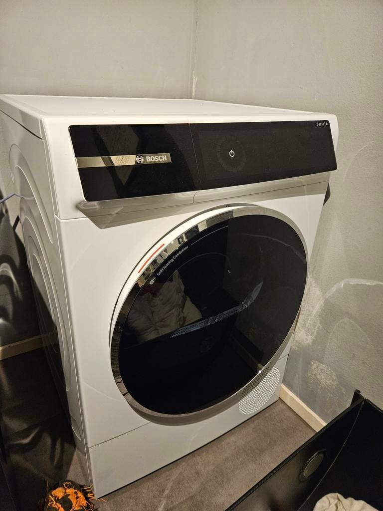 bosch serie 8  9 kilo warmtepomp droger, Witgoed en Apparatuur, Was-droogcombinaties, Zo goed als nieuw, 8 tot 10 kg, Minder dan 85 cm