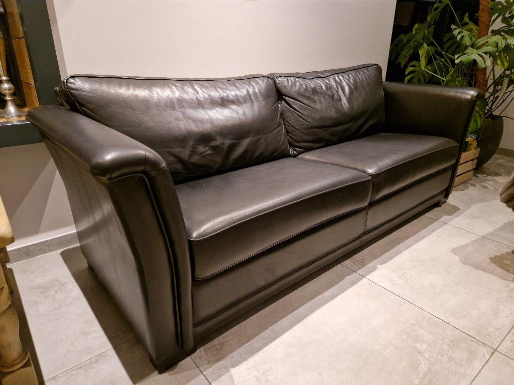 Nette leren 4 zitsbank, Huis en Inrichting, Banken | Bankstellen, Ophalen, Gebruikt, Modern klassiek, Rechte bank
