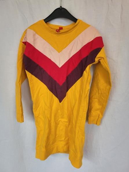 Leuke gele jurk mt 122 merk Girls, Kinderen en Baby's, Kinderkleding | Maat 122, Zo goed als nieuw, Meisje, Jurk of Rok, Ophalen of Verzenden