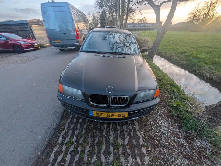 BMW 320i onderdelen / opknapper - E46, Auto-onderdelen, Motor en Toebehoren, BMW, Gebruikt, Ophalen of Verzenden