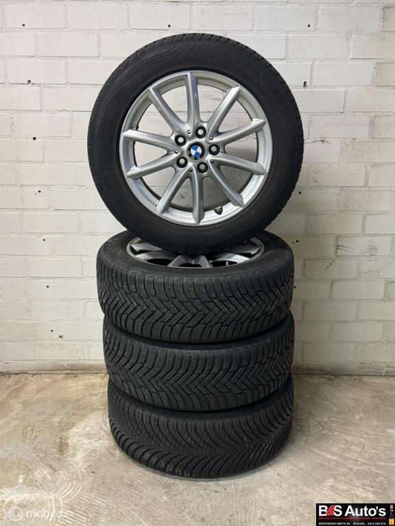 Originele velgen + 4 seizoenen banden BMW X1 F48 ('15-'19), Ophalen, Gebruikt, Banden en Velgen, 17 inch