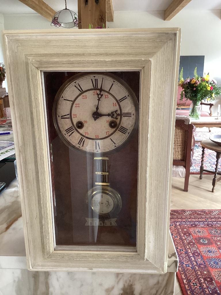 Wandklok regulateur, Ophalen