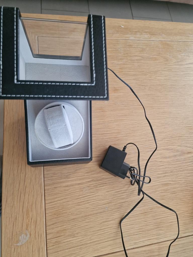 Luxe Watch Winder voor Automatische Horloges, Sieraden, Tassen en Uiterlijk, Ophalen of Verzenden, Overige merken