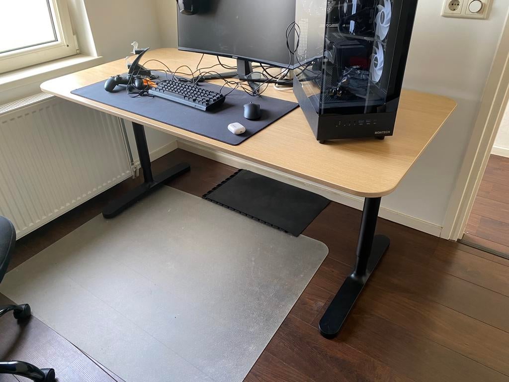 Bureau, Ophalen, Zo goed als nieuw
