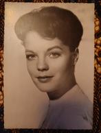 ROMY SCHNEIDER ANSICHTKAART 94 SISI KAART FOTO VINTAGE retro, Verzenden, 1960 tot 1980, Ongelopen, Sterren en Beroemdheden