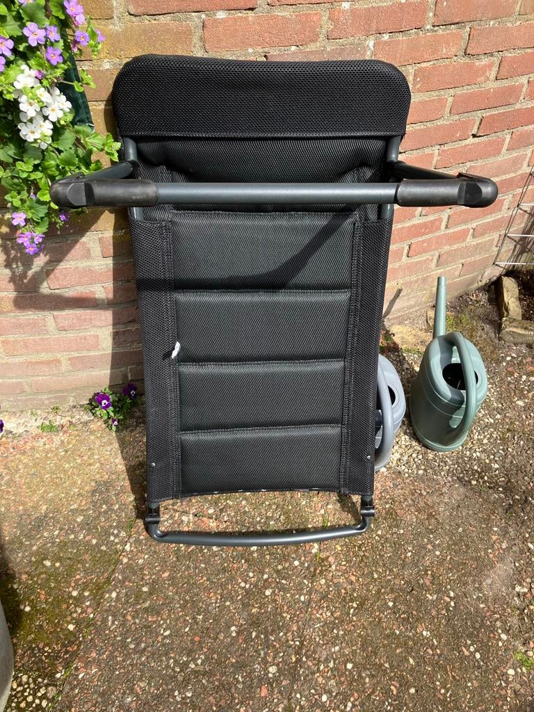 Crespo Air Voetenbankje rp- 215 de luxe zwart, Ophalen, Zo goed als nieuw, Campingmeubel-accessoire