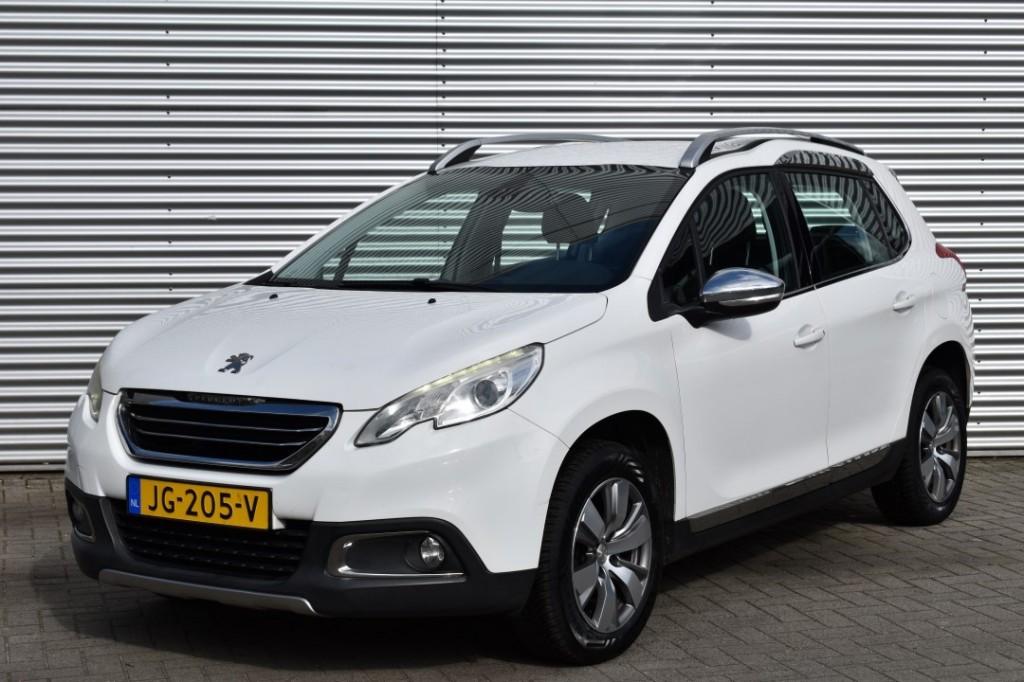 Peugeot 2008 1.6 BLUEHDI ALLURE / NAVI / PDC / ALL SEASON, Voorwielaandrijving, 4 cilinders, Wit, Origineel Nederlands