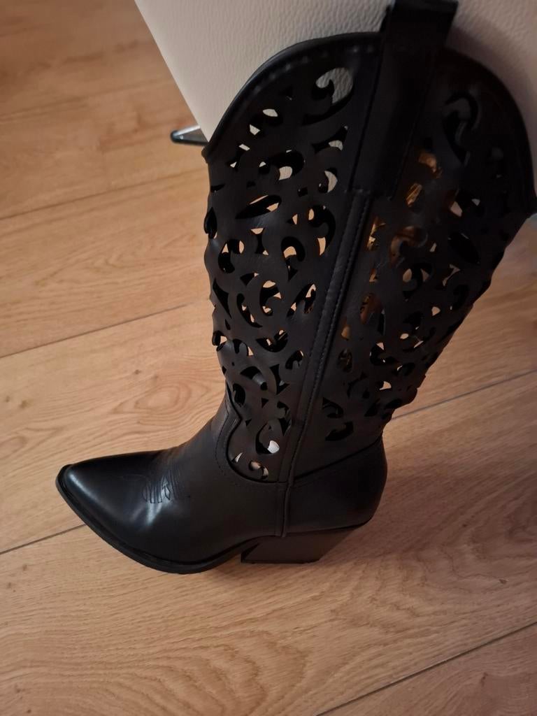 NIEUWE  LAARZEN MAAT 38  LEUK VOOR  COUNTRY DANSEN, Kleding | Dames, Schoenen, Ophalen, Zo goed als nieuw, Zwart, Hoge laarzen