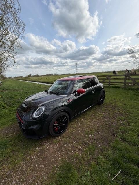 Mini 3-deurs (f56) 2.0 231pk Aut 2022 Groen, Auto's, Mini, 1998 cc, Stof, 4 cilinders, 4 stoelen