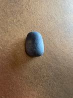 Grijze, gladde kiezelsteen, Ophalen of Verzenden, Gebruikt