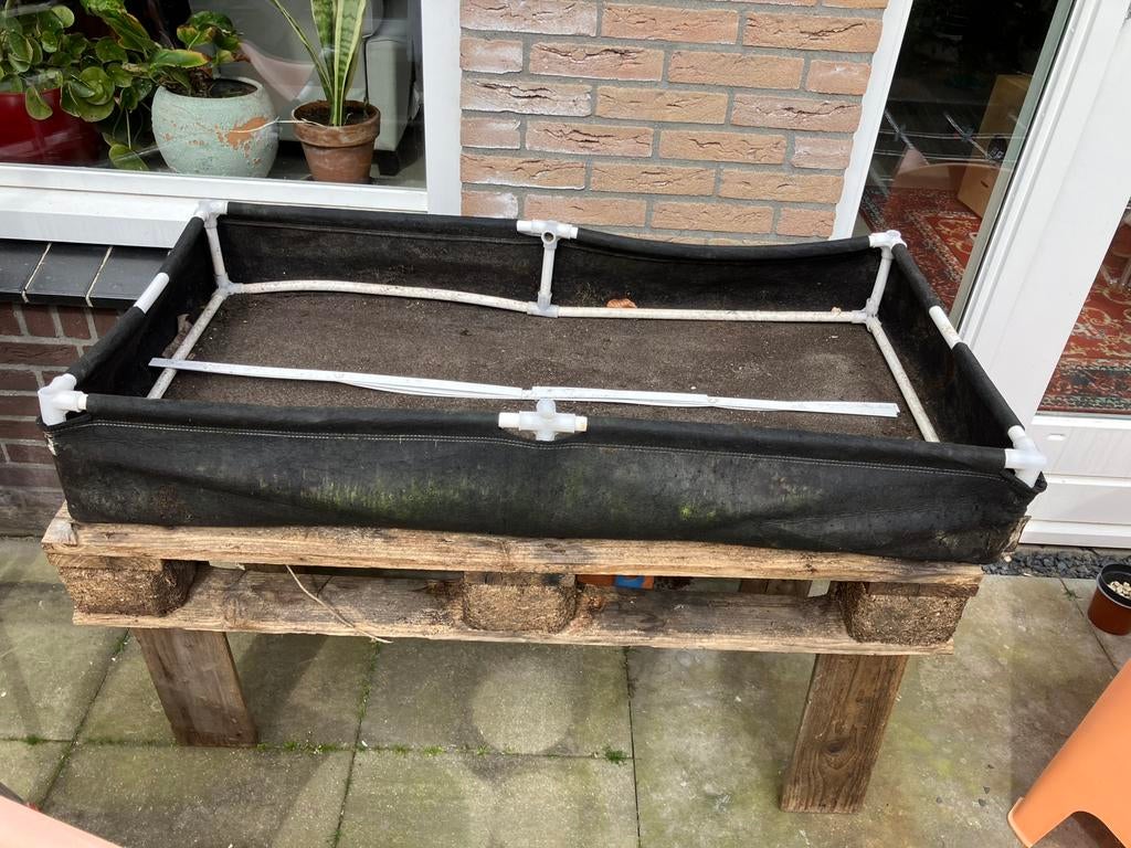 Geoentebak makkelijke moestuin, Ophalen, Zo goed als nieuw