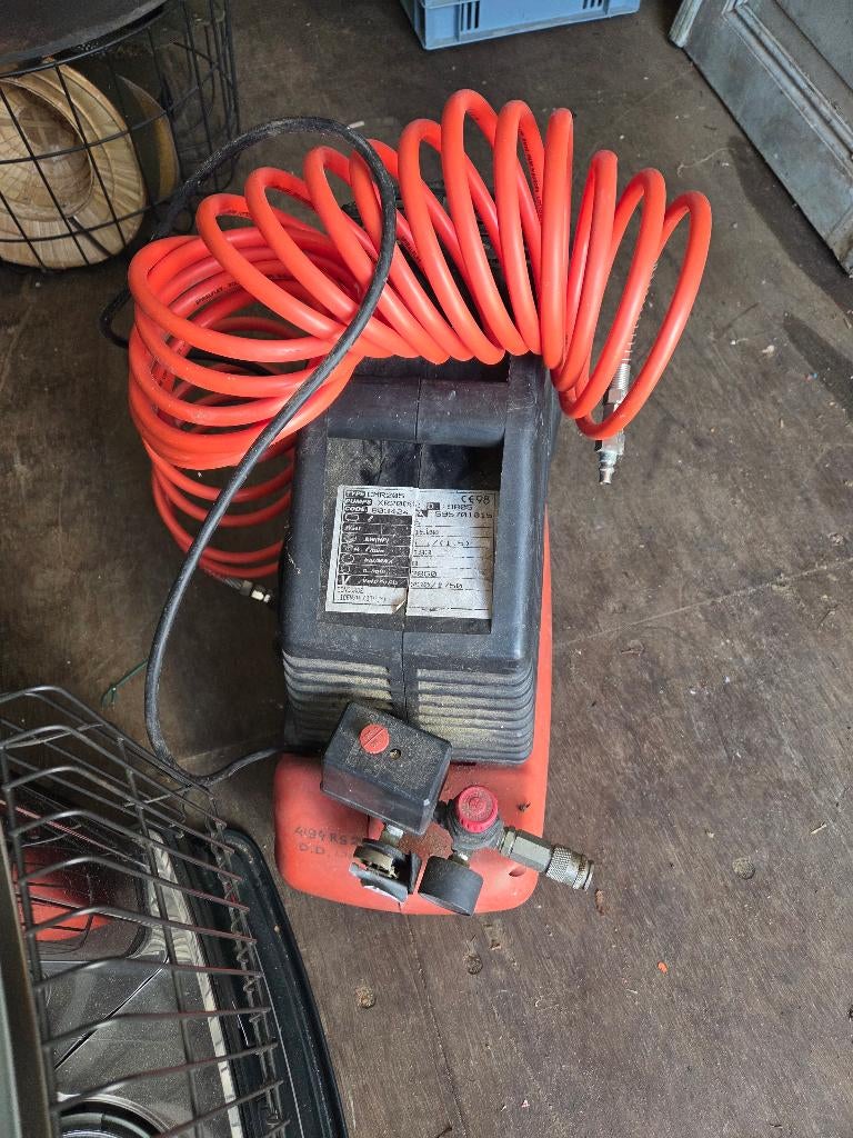 Compressor, Ophalen, Gebruikt, 6 tot 10 bar, Minder dan 200 liter/min