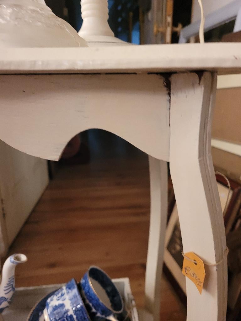 Zeer oud sierlijk tafeltje, bijzettafeltje, Antiek en Kunst, Curiosa en Brocante, Ophalen of Verzenden