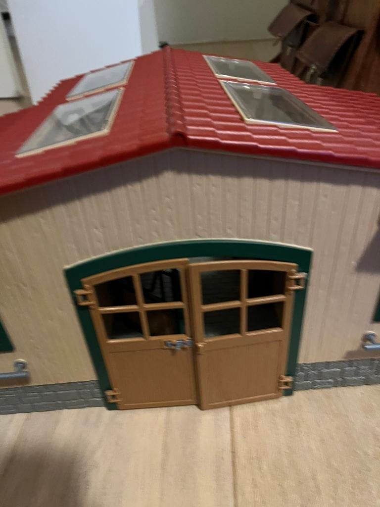 Schleich stal + mat, Ophalen of Verzenden, Zo goed als nieuw