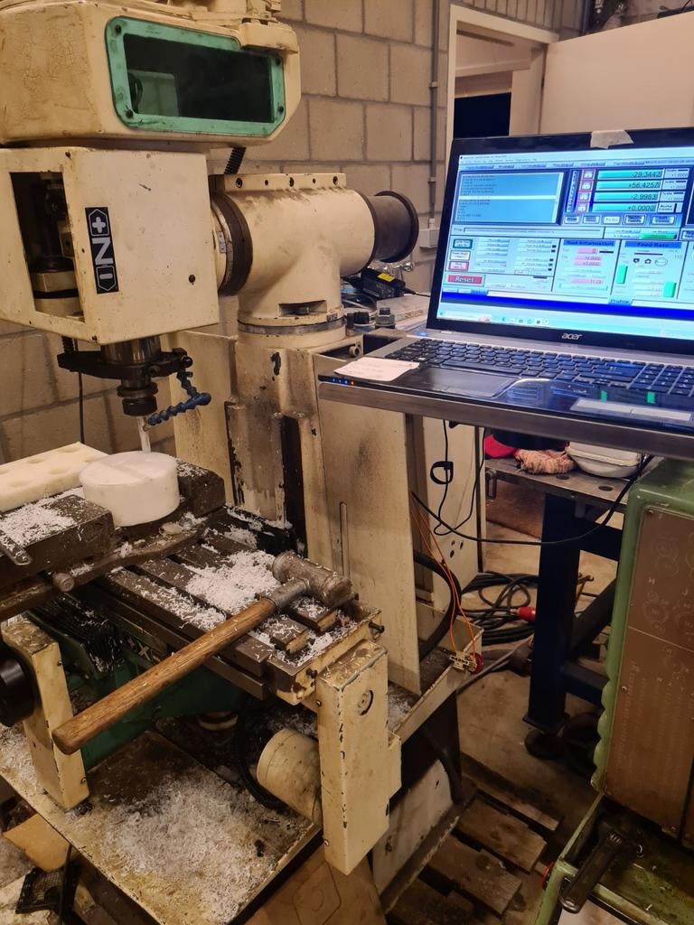 Cnc freesbank, Doe-het-zelf en Verbouw, Gereedschap | Freesmachines, Ophalen, Gebruikt, Elektrisch, Overige soorten