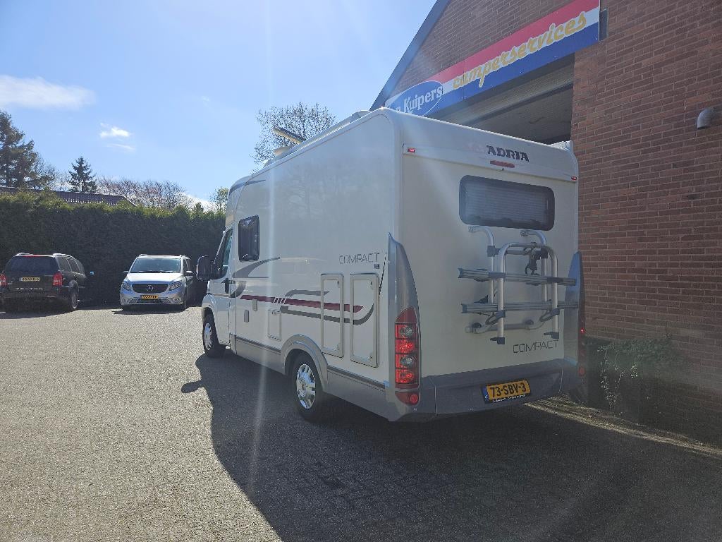 Adria Mobil Compact SP, Caravans en Kamperen, Campers, Particulier, tot en met 4, Half-integraal, Adria, Fiat, 5 tot 6 meter, Diesel