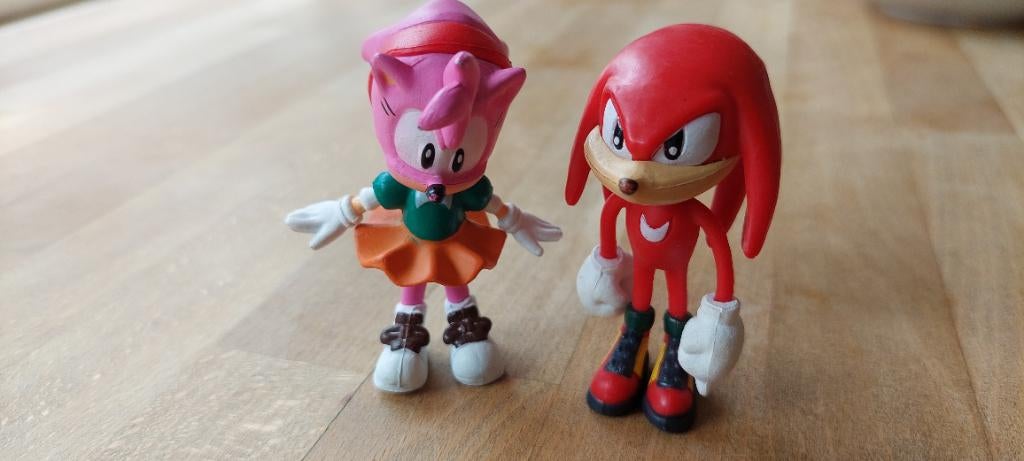 2 sega sonic figuren . Collectors edition ., Verzamelen, Ophalen of Verzenden