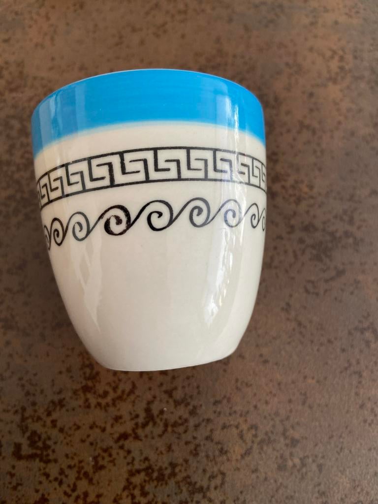 Tui koffiekopje met Grieks patroon, Keramiek, Ophalen of Verzenden, Zo goed als nieuw, Overige stijlen