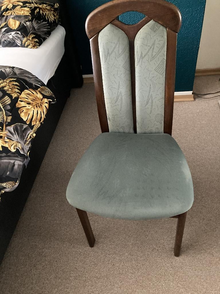 Gratis 4 eetkamer stoelen, Huis en Inrichting, Stoelen, Ophalen, Gebruikt, Blauw, Klassiek