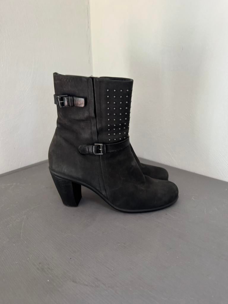 Ecco dames laarsjes maat 40 zwart, Kleding | Dames, Schoenen, Ophalen of Verzenden, Zo goed als nieuw, Zwart