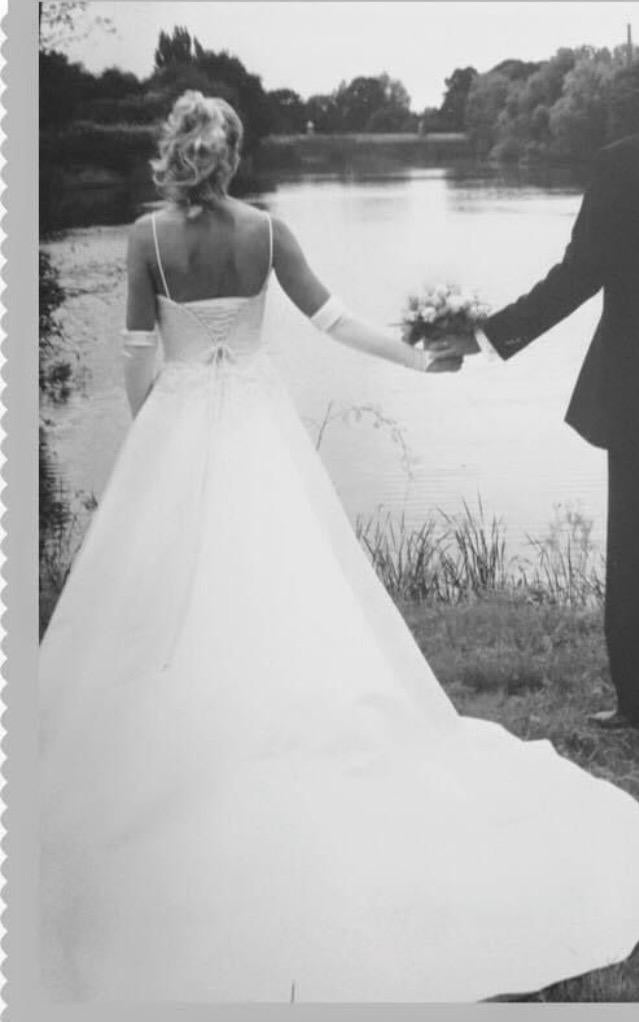 Trouwjurk maat 34 / 36, Ophalen, Zo goed als nieuw, Wit, Trouwjurk